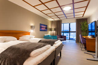 Photo by: Stian Klaussen, Vizuelli Junior Suite, view from door